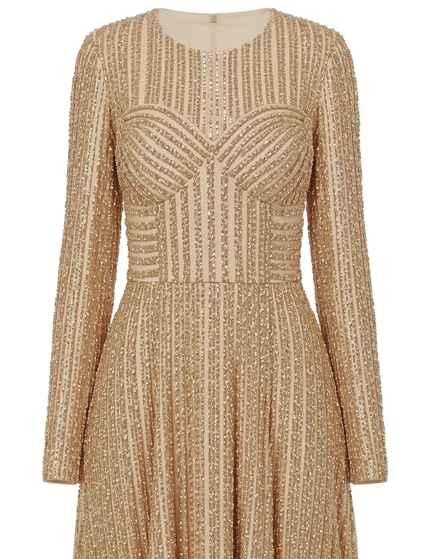 Goldenes Perlenkleid festlich mit Ärmeln