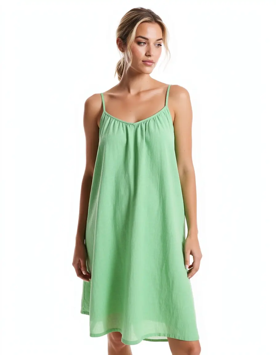 Leichtes grünes Sommerkleid