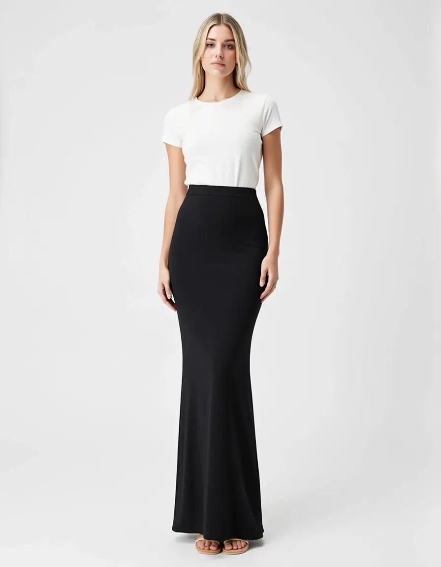 Hoch tailliertes Maxikleid für mollige Damen