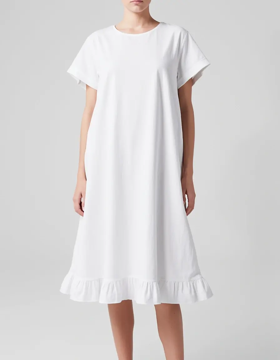Weißes Kleid mit Volantsaum